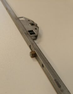 Ulko-oven pitkäsalpa 1800 mm PS75